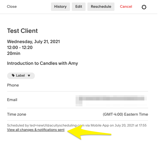 El registro de cambios está debajo de la zona horaria
